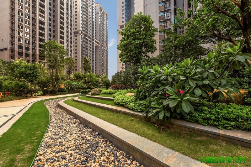 p1bgqbl61s11a27nsvi5std1ccu7.jpg_20002000