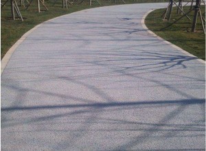 海綿城市透水混凝土路面與硬化地面對環境影響的差異