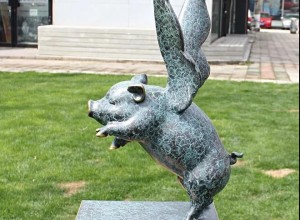 動(dòng)物雕塑會(huì)讓你的庭院在冬天也充滿活力 (30)